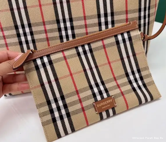 Official FirstBag Ru Medium Tote-51.3*18.5*29CM BURBERRY London 0511